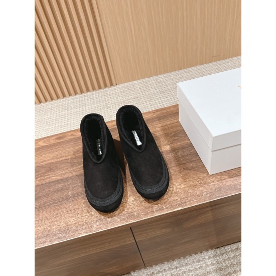 The row boots