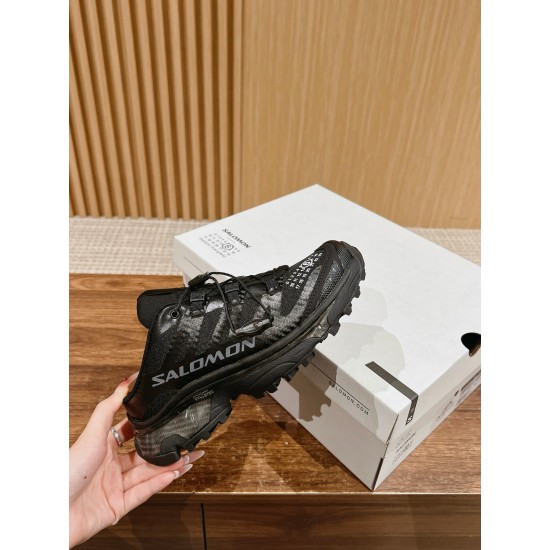 MM6 slippers