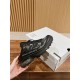 MM6 slippers