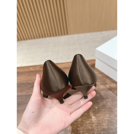 MM6 sandals