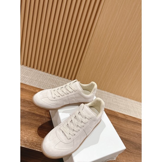 MM6 sandals