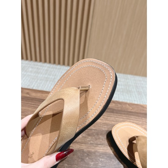 The row slippers