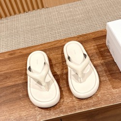 The row slippers