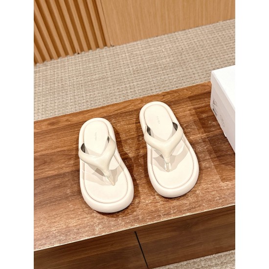 The row slippers