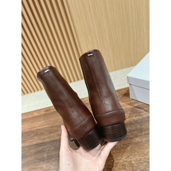 MM6 boots