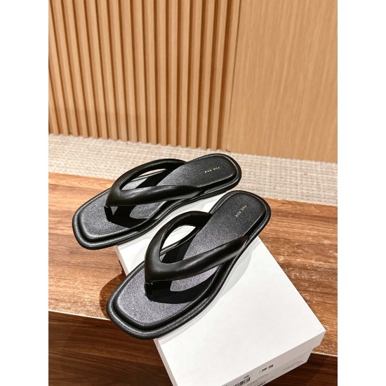 The row slippers