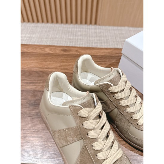 MM6 sandals