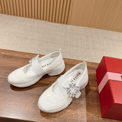 rv sneakers