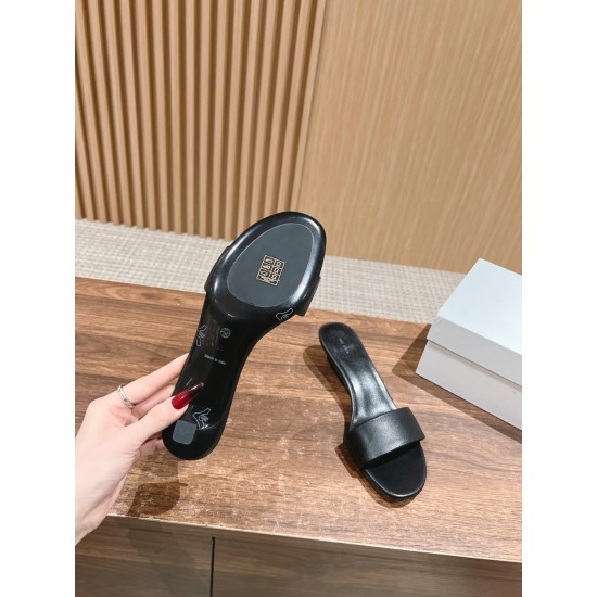 The row sandals