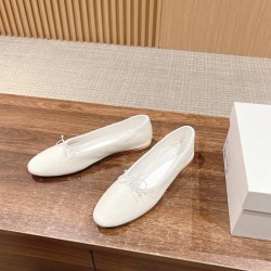 The row sandals