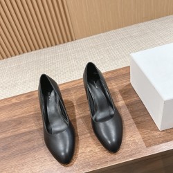 The row sandals