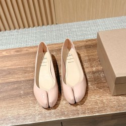 MM6 sandals
