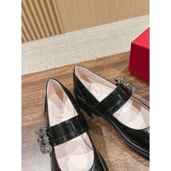 RV Mary Jane Shoes