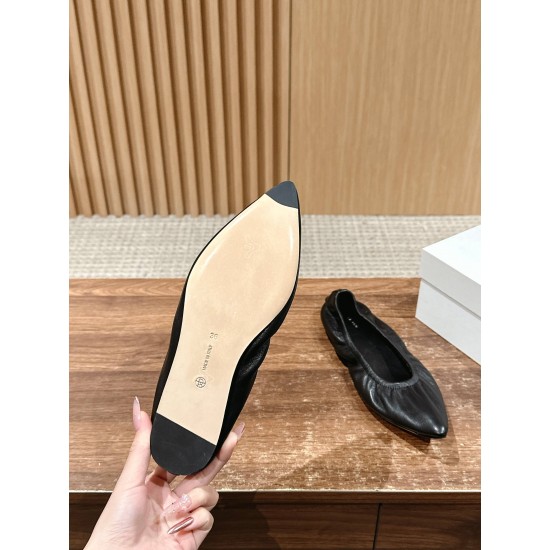 The row sandals