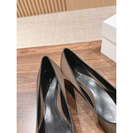 MM6 sandals