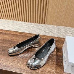 MM6 sneakers