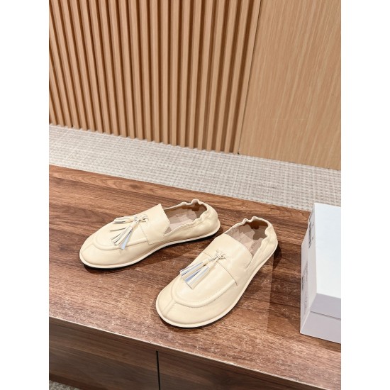 MM6 sandals
