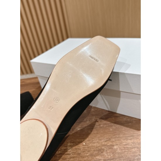 The row sandals The row sandals
