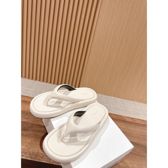 The row slippers