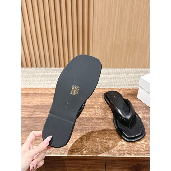 The row slippers