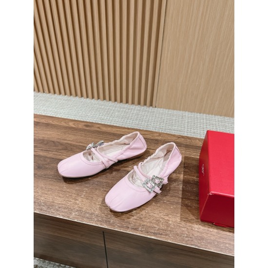 RV ballet shoes