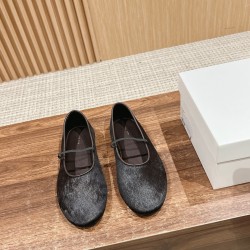 The row sandals