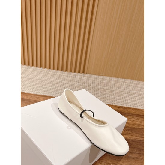 The row sandals