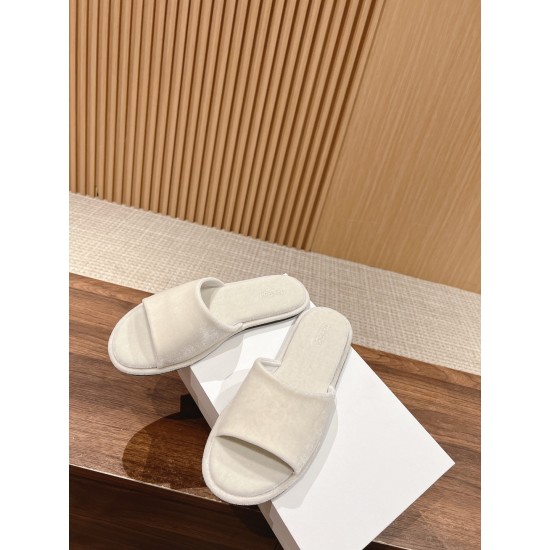 The row slippers