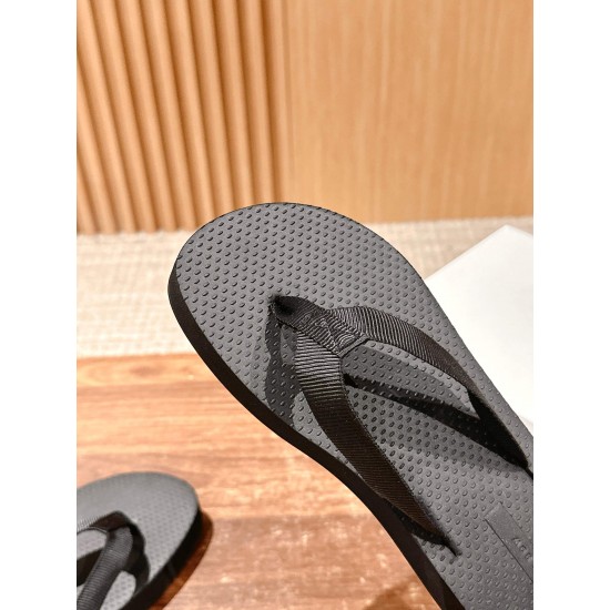 The row slippers