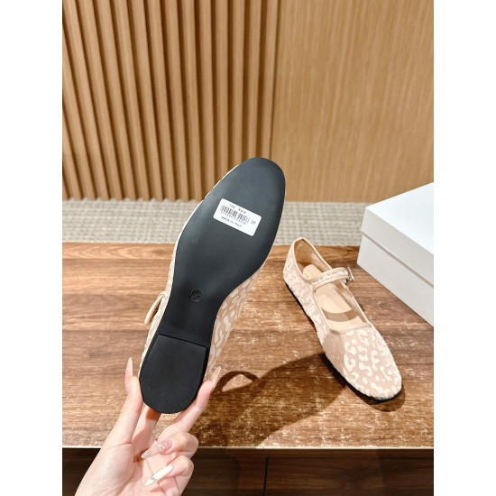 The row sandals