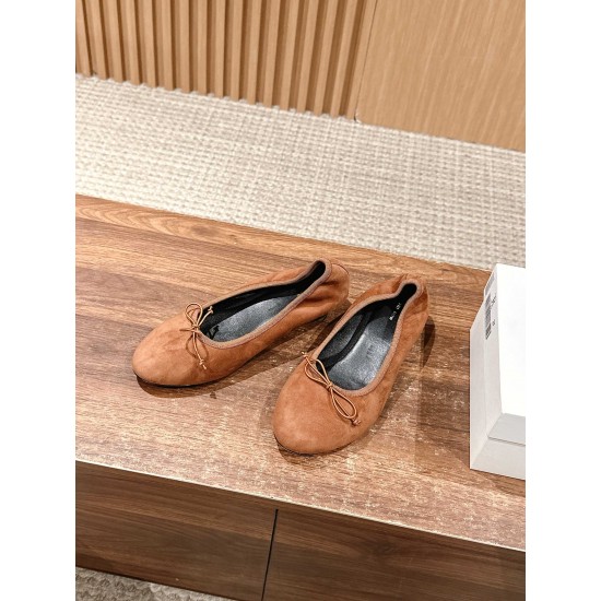 The row sandals