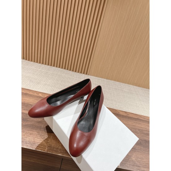 The row sandals