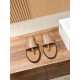 MM6 slippers