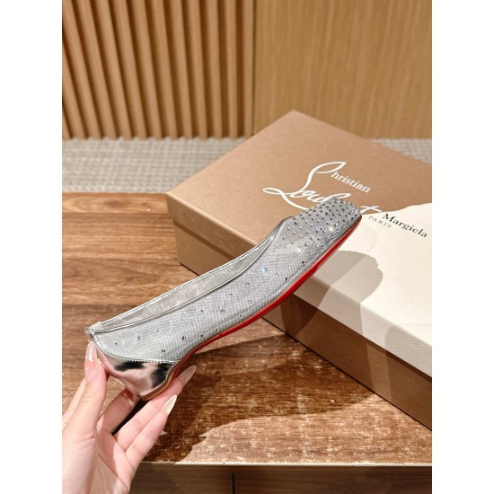 MM6 sandals