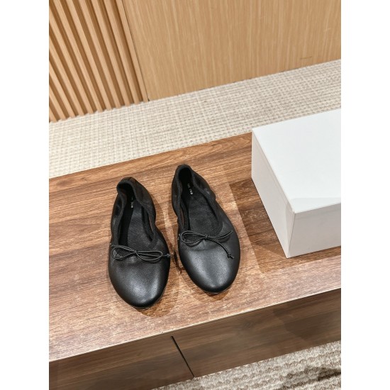 The row sandals