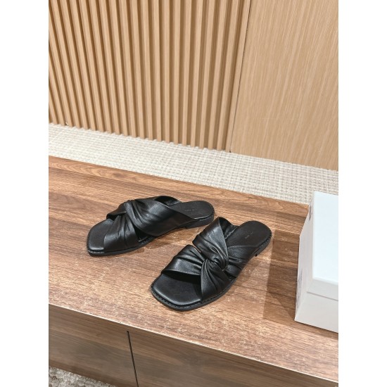 The row slippers