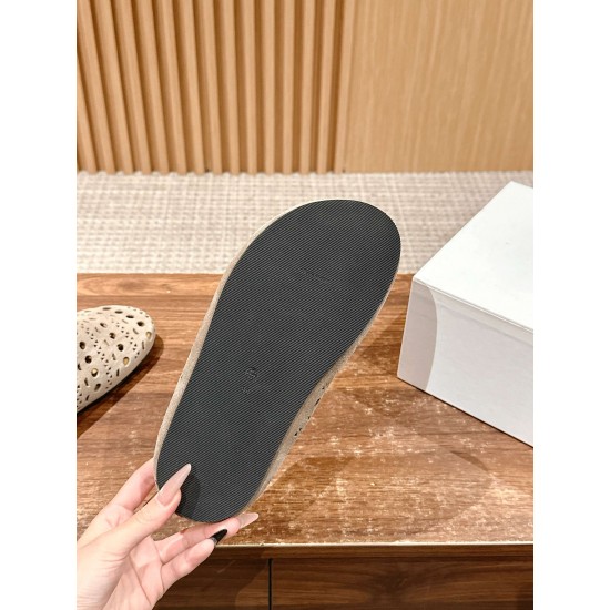 The row sandals
