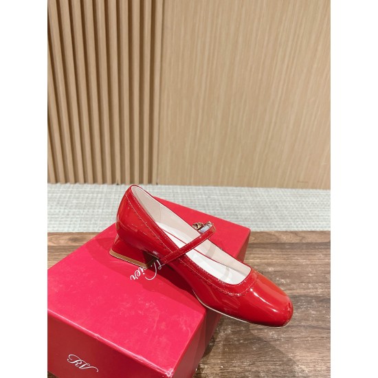RV Mary Jane Shoes