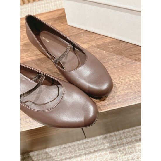 The row sandals