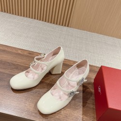 RV single shoe