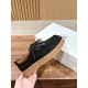 MM6 slippers
