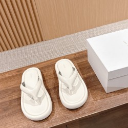 The row slippers