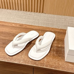 The row slippers