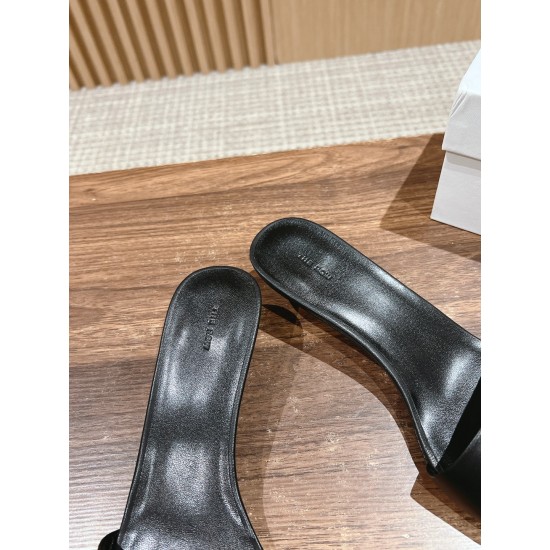 The row sandals