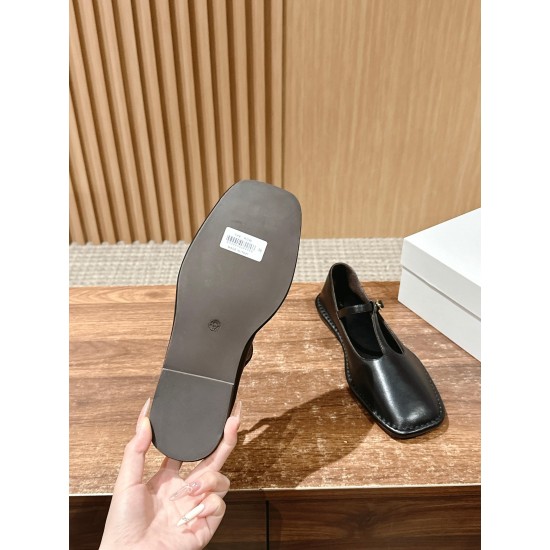 The row sandals