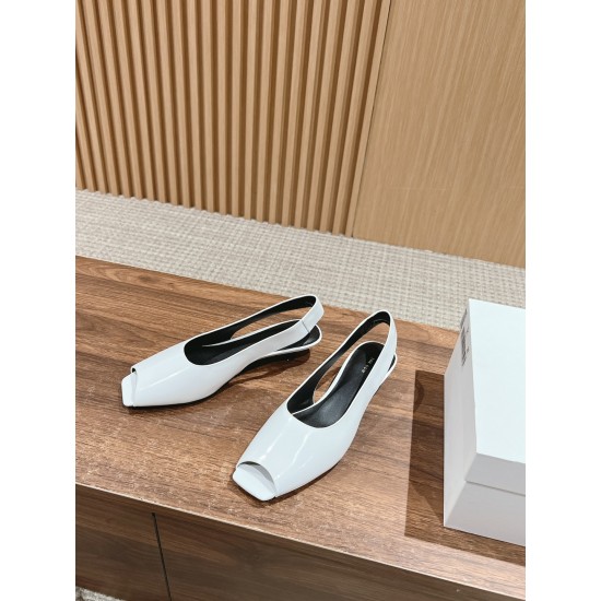 MM6 sandals