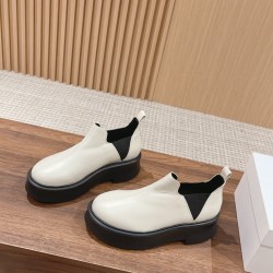 The row boots