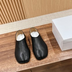 MM6 sneakers