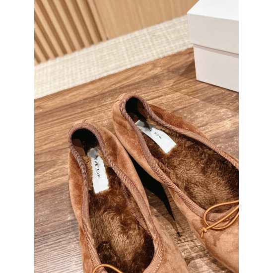 The row sandals