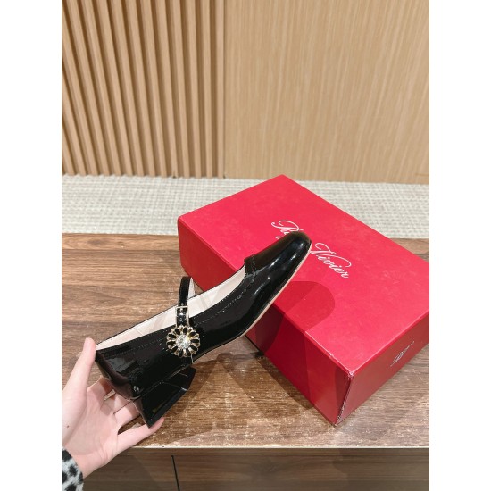 RV Mary Jane Shoes